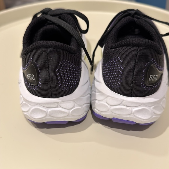 New Balance | 860 - Picture 4 of 6